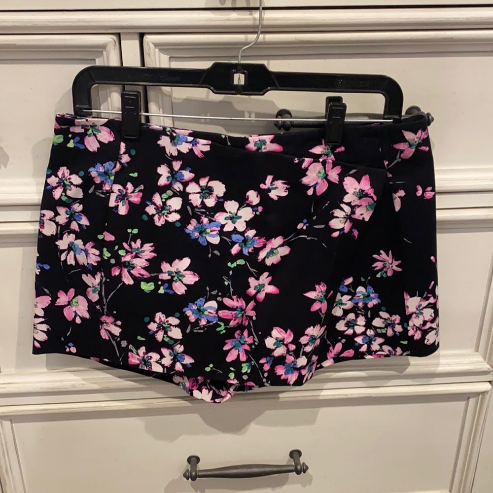 Express Skort